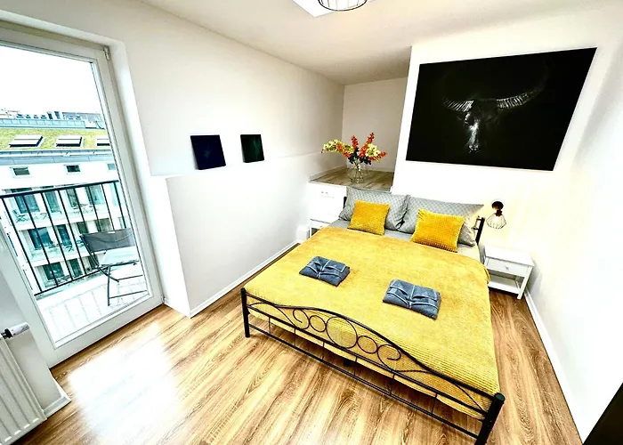 COZY OLD-Town Apartments at Kazimierz +AC, KITCHEN&NETFLIX